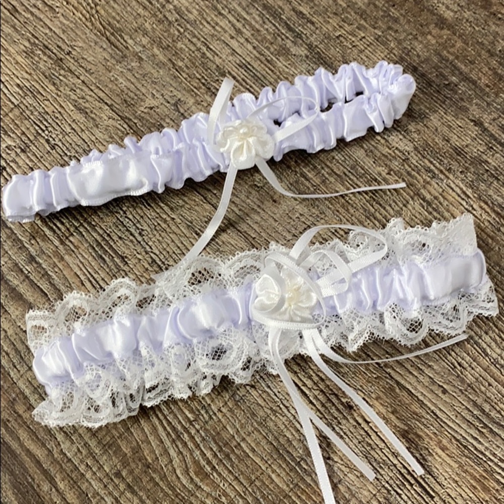 White garter